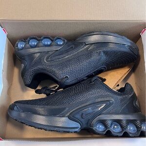 Nike air max black running athletic Shoes women’s 4.5Y